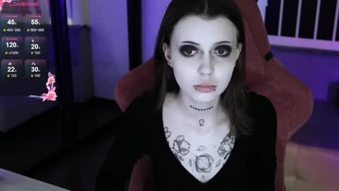 Violet online show from 10-24-25, 11:12