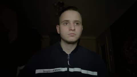 prettyboyhot01 online show from 04-15-26, 02:57