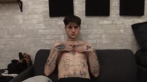 Snapshot of prettyboyszn chatting on 01-03-25, 03:49 pretty boy online show from 01-03-25, 03:49