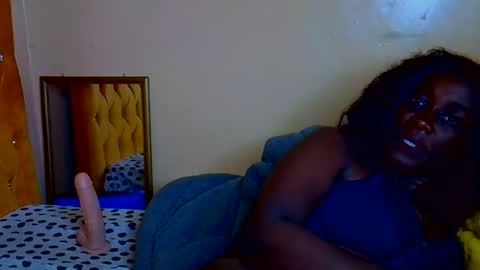 Snapshot of prettycandy0 chatting on 03-08-26, 02:04 prettycandy0 online show from 03-08-26, 02:04