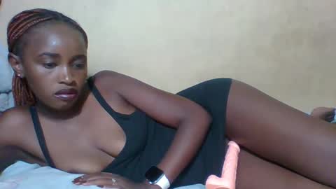 prettycarl_2 online show from 02-26-25, 08:44