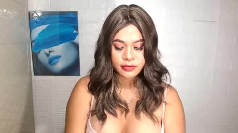 prettydiannara online show from 02-24-25, 11:09