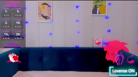 Evie online show from 01-13-26, 11:37