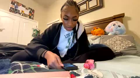 Snapshot of prettyfacefemale chatting on 02-12-26, 03:45 prettyfacefemale online show from 02-12-26, 03:45