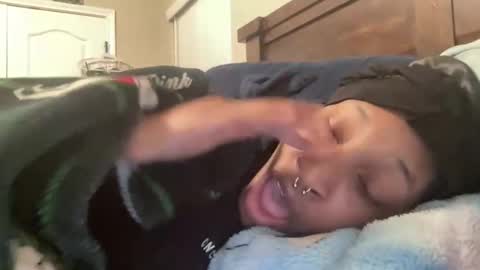 Snapshot of prettyfacefemale chatting on 02-18-26, 06:53 prettyfacefemale online show from 02-18-26, 06:53