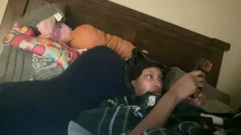 Snapshot of prettyfacefemale chatting on 03-13-26, 05:36 prettyfacefemale online show from 03-13-26, 05:36