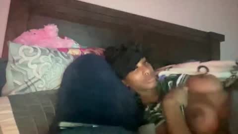 prettyfacefemale online show from 05-01-26, 06:29