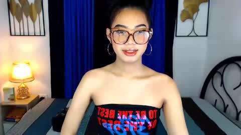 Snapshot of prettyhothugecock chatting on 02-13-25, 09:17 prettyhothugecock online show from 02-13-25, 09:17