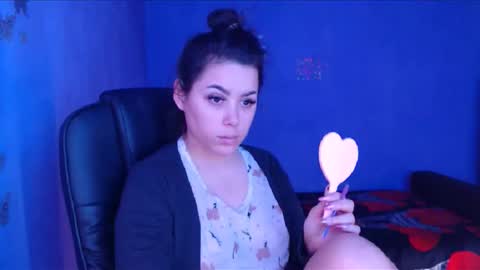 prettyjulliette online show from 01-06-25, 10:24