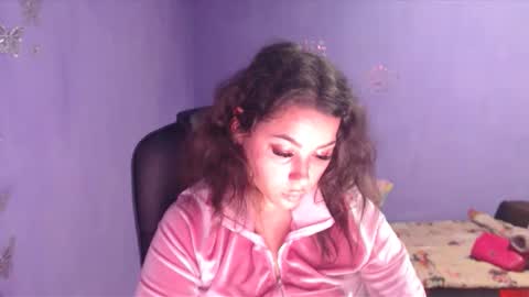 prettyjulliette online show from 01-10-25, 07:00