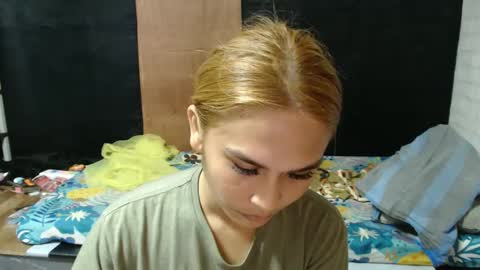 Snapshot of prettykate_04 chatting on 01-28-25, 05:00 Kate online show from 01-28-25, 05:00