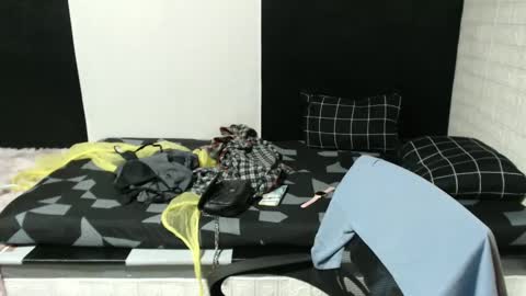 Snapshot of prettykate_04 chatting on 02-05-25, 11:55 Kate online show from 02-05-25, 11:55