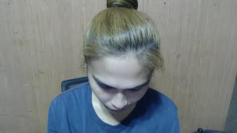 Snapshot of prettykate_04 chatting on 02-22-25, 08:20 Kate online show from 02-22-25, 08:20