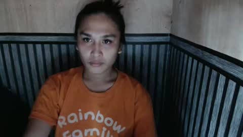 Snapshot of prettykate_04 chatting on 09-17-25, 04:14 Kate online show from 09-17-25, 04:14