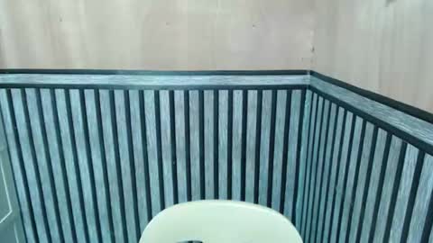 Snapshot of prettykate_04 chatting on 10-17-25, 03:42 Kate online show from 10-17-25, 03:42