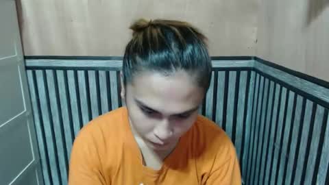 Snapshot of prettykate_04 chatting on 10-20-25, 02:23 Kate online show from 10-20-25, 02:23