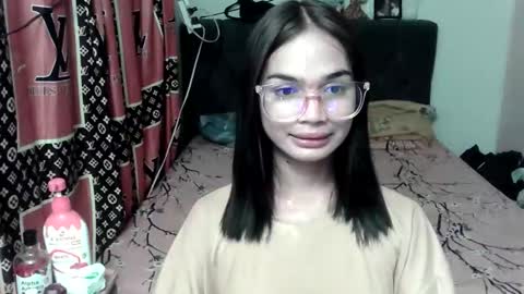 prettykhelcy online show from 06-08-26, 11:32