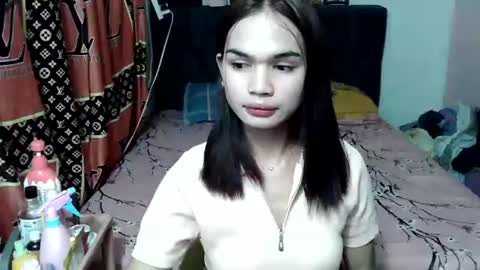 prettykhelcy online show from 06-17-26, 11:56