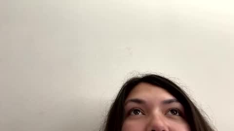 prettylatinamomma01 online show from 11-21-25, 08:29