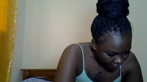 LILIAN online show from 06-30-26, 07:42