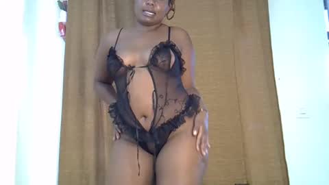 Snapshot of prettymel_ chatting on 03-05-25, 10:44 prettymel_ online show from 03-05-25, 10:44