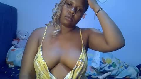 prettymel_ online show from 02-09-26, 08:13