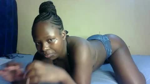 Melly online show from 10-08-25, 12:41