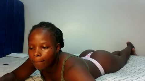 Snapshot of prettymelly_ chatting on 03-05-26, 07:37 Melly online show from 03-05-26, 07:37