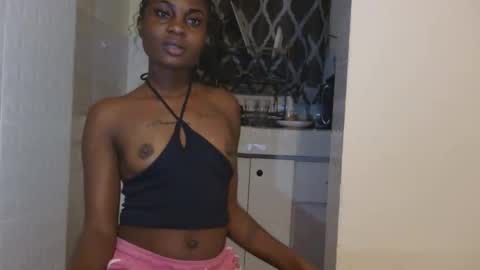 Snapshot of prettypety892182 chatting on 09-09-25, 01:27 prettypety892182 online show from 09-09-25, 01:27