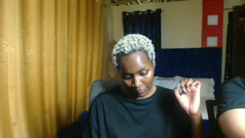 Snapshot of prettyquee chatting on 06-25-26, 01:04 sasha online show from 06-25-26, 01:04