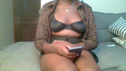 pretty queen online show from 02-18-25, 12:04