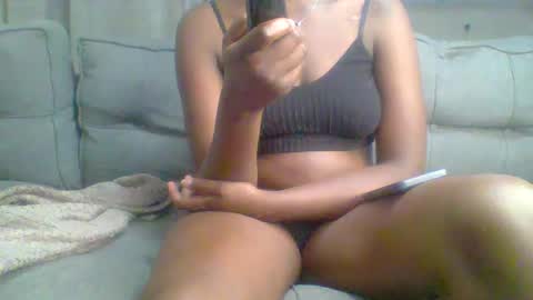 pretty queen online show from 02-20-25, 12:08