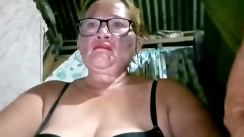 prettyrose01 online show from 06-10-26, 07:57