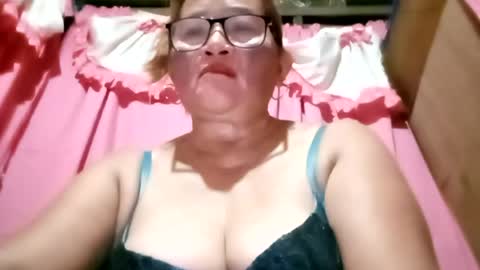 prettyrose01 online show from 07-10-26, 07:49
