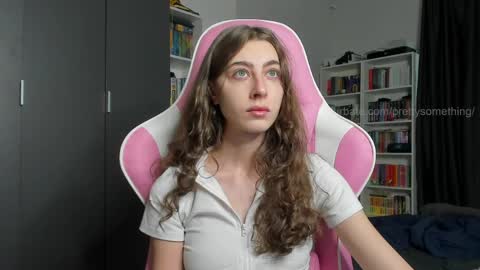 Sophie  next stream will be at Monday  i will wait you guys  online show from 04-01-26, 05:52