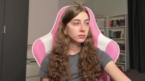 Sophie  next stream will be at Monday  i will wait you guys  online show from 05-16-26, 05:37