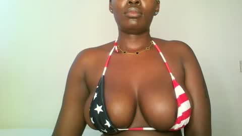 prettyvishy online show from 02-14-25, 07:07