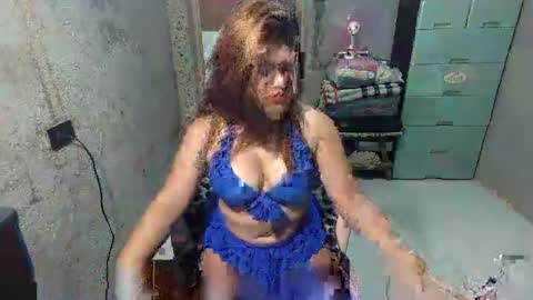 Snapshot of prettywhore_core chatting on 05-25-26, 03:12 Maica online show from 05-25-26, 03:12