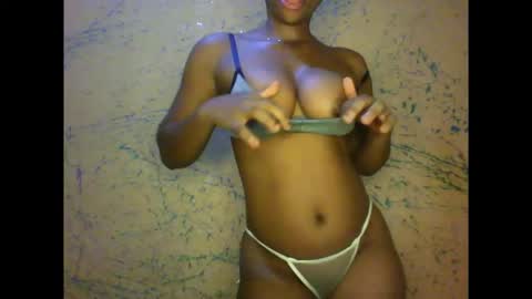 Snapshot of prettyxxpac chatting on 03-08-26, 04:27 prettyxxpac online show from 03-08-26, 04:27