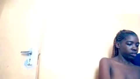 prettyzuzu online show from 01-18-26, 07:34