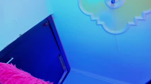 pretygirltsxxx online show from 04-04-26, 10:51