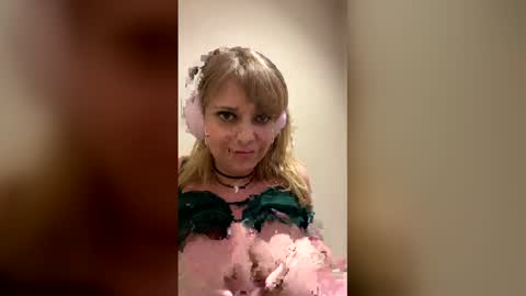 Snapshot of prey4u chatting on 04-13-26, 08:03 prey4u online show from 04-13-26, 08:03