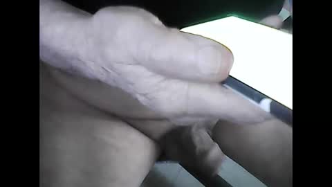 Snapshot of primera15443 chatting on 10-17-25, 08:50 Alex online show from 10-17-25, 08:50