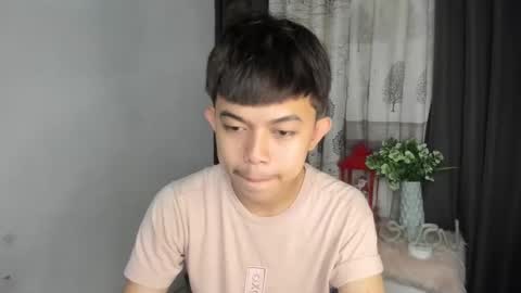 Snapshot of primocummerx chatting on 11-12-25, 10:48 PRIMO online show from 11-12-25, 10:48