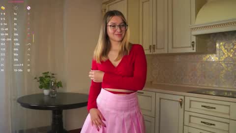 Liza online show from 09-19-25, 03:41