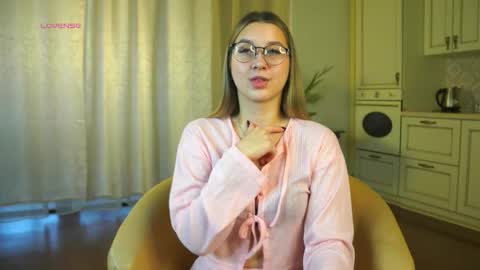 Snapshot of primrosegartrell chatting on 10-24-25, 03:14 Liza online show from 10-24-25, 03:14