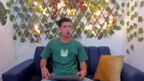 prince_arthur77 online show from 01-07-25, 01:03