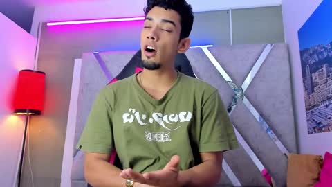 prince_arthur77 online show from 10-18-25, 01:45