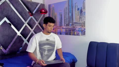 Snapshot of prince_arthur77 chatting on 04-11-26, 02:54 prince_arthur77 online show from 04-11-26, 02:54
