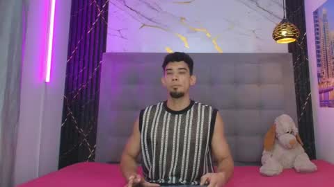 Snapshot of prince_arthur77 chatting on 05-01-26, 01:16 prince_arthur77 online show from 05-01-26, 01:16
